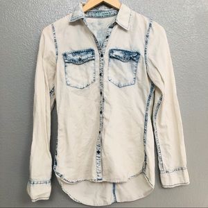 Maurices button down light denim